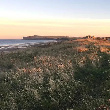 Sunny 3 Bedroom House Near A Stunning * Marske-by-the-Sea